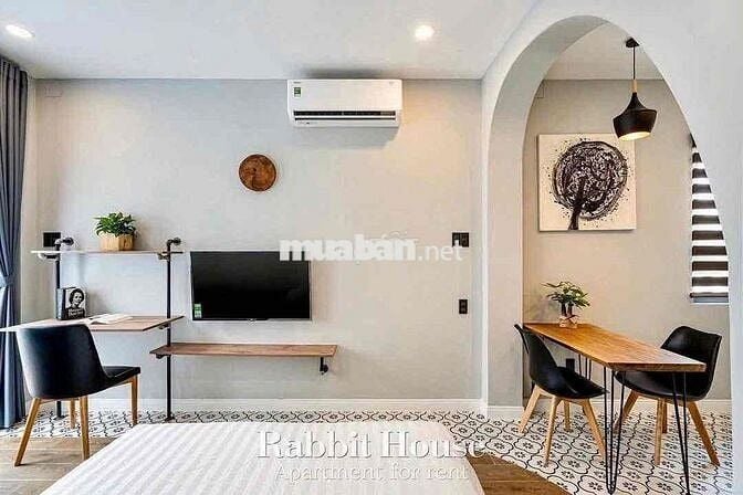 Cho thuê căn hộ quận 10 Sư Vạn Hạnh full nội thất ban công thoáng mát