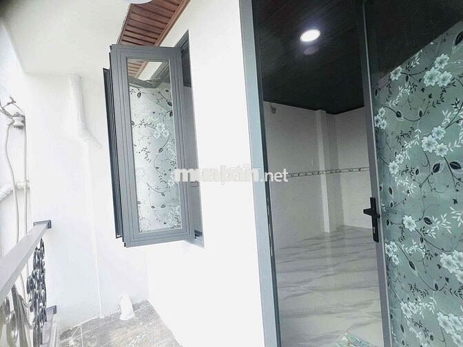 🛑Nhà mới, 3 tầng, hẻm ô tô, sát M tiền Ng Duy P9- cầu Chánh Hưng