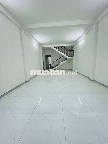 Cho thuê nhà 2 tầng mt sát chợ cẩm lệ ,khuê trung