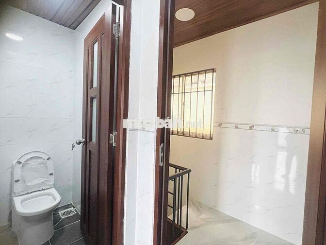 🛑Nhà mới, 3 tầng, hẻm ô tô, sát M tiền Ng Duy P9- cầu Chánh Hưng