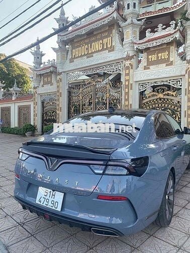 VinFast Lux A2.0 2019 Plus 2.0 AT - 49000 km