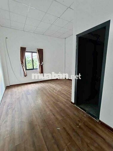 Nhà Mới Sơn Sửa DT 5x15 1Trệt 1Lầu 2Pn 3Wc Hẻm Ôtô Gần Citylank