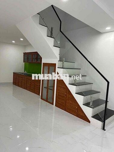 bán nhà 1 trệt 1 lầu full thổ cư