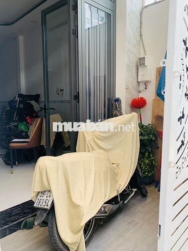 Nhà phố trệt lầu. Có 2Pn tại cầu Phú Xuân. Sổ riêng. Hỗ trợ vay bank