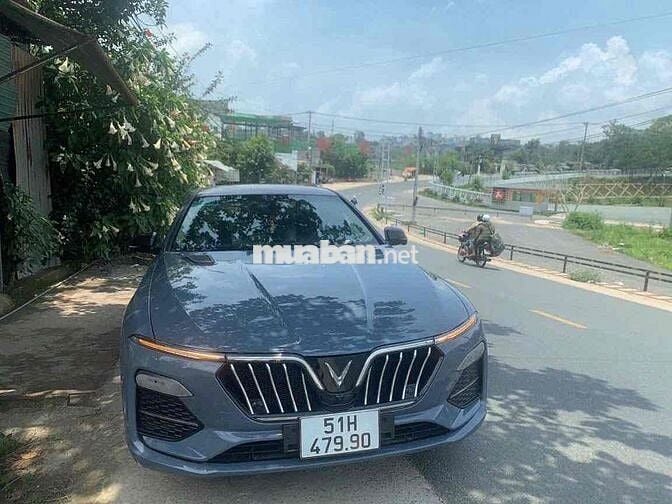 VinFast Lux A2.0 2019 Plus 2.0 AT - 49000 km