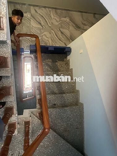 MẶT TIỀN SONG HÀNH - NGUYỄN VĂN QUÁ 4X27M ( 6 TẦNG CÓ THANG MÁY)