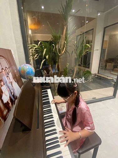 Nhà phố trệt lầu sân thượng. Có 3Pn. Ngay ub xã Phước Kiển (Cũ). SHR