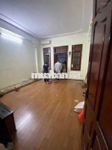 Cho thuê tầng 1+ tầng 2 nhà đường Trung Yên 11, tiện làm Vp, Kd online