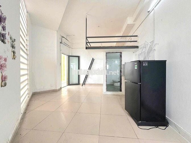 DUPLEX SẴN NỘI THẤT-THANG MÁY-RỘNG THOÁNG-TIỆN DI CHUYỂN,AN NINH