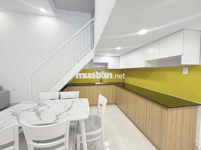 BT  ĐINH BỘ LĨNH 52m2 ( 4.3x11) 3 PN . 2 phút ra quận1 chỉ hơn 3 tỷ