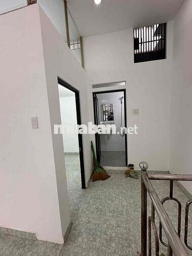 Nhà mặt tiền hẻm xe hơi 6m, 50m2, đường Lê Đình Cẩn Bình Tân