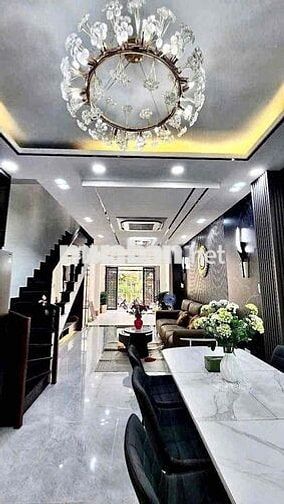 BÁN NHÀ HXH NGUYỄN THỊ THẬP,QUẬN 7 FULL NỘI THẤT VÀO Ở NGAY