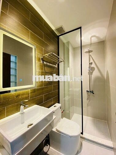 CHDV Trần Bình Trọng 4,3 x 20 hẻm xe tải, 90 tr/ th, 8 tầng Thang máy