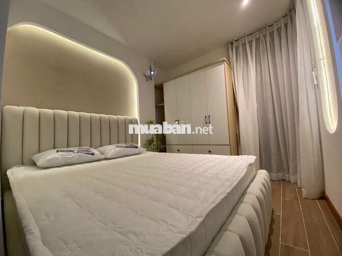 CHDV Trần Bình Trọng 4,3 x 20 hẻm xe tải, 90 tr/ th, 8 tầng Thang máy