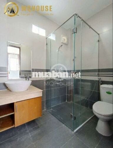 Căn hộ dịch vụ Quận 11. Giáp quận 10