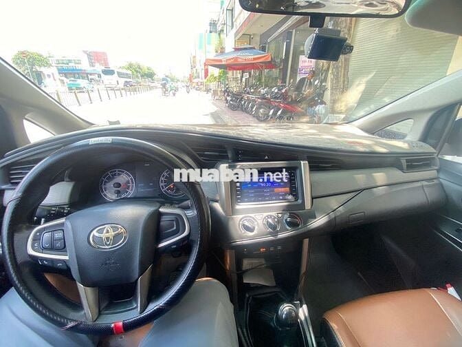 CHO THUÊ XE TỰ LÁI INNOVA 2017–8 CHỖ TẠI TP.HCM!