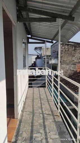 Nhà 1 lầu ngay tr.Tiểu học Lê Bình 1, dt 51m2 sử dụng, sổ hồng riêng