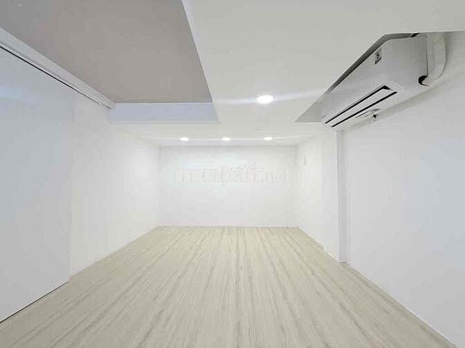 BT  ĐINH BỘ LĨNH 52m2 ( 4.3x11) 3 PN . 2 phút ra quận1 chỉ hơn 3 tỷ