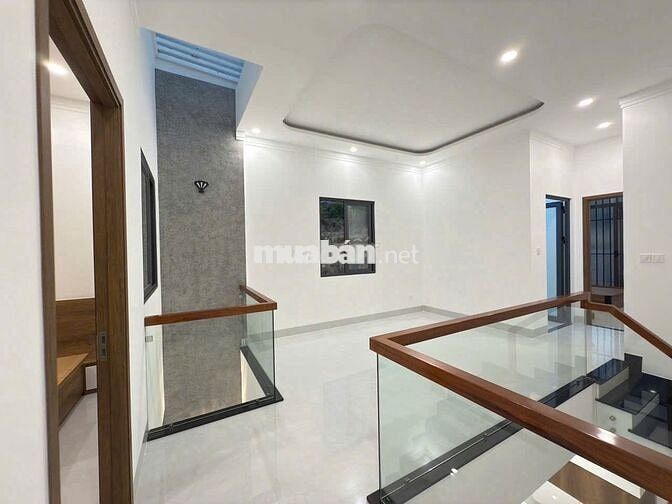 Nhà 1 trệt 1 lầu gần KDL Bửu Long,giá 1t999 tặng 2 chỉ vàng