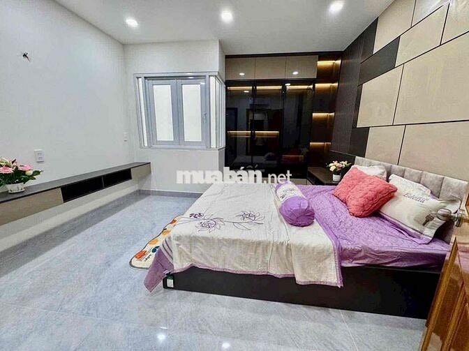 BÁN NHÀ HXH NGUYỄN THỊ THẬP,QUẬN 7 FULL NỘI THẤT VÀO Ở NGAY