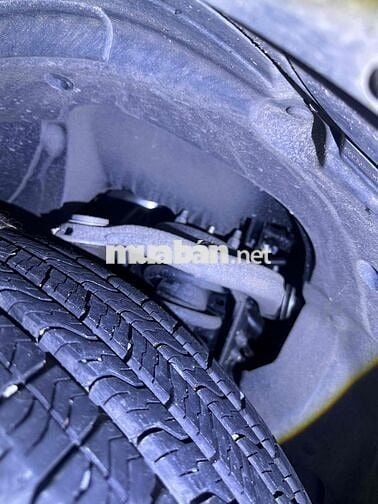 Ford Everest 2024 Titanium 2.0L 4x2 AT - 3000 km