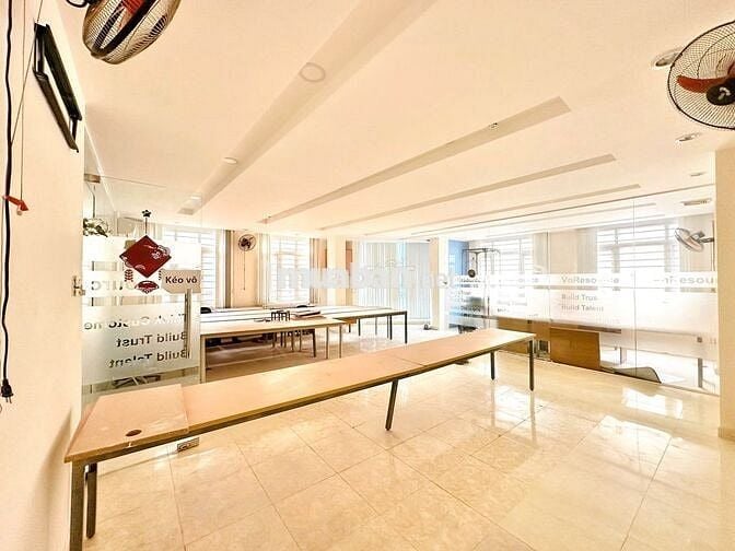 🆘CHO THUÊ TÒA VĂN PHÒNG PHẠM NGŨ LÃO🆘9X14m HẦM +5 TẦNG+THANG MÁY +PCCC