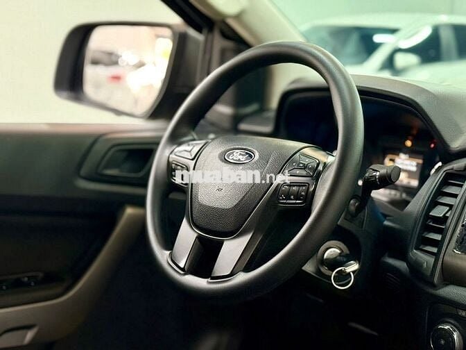 Ford Ranger 2020 XLS 2.2L 4x2 AT - 40,000 km.