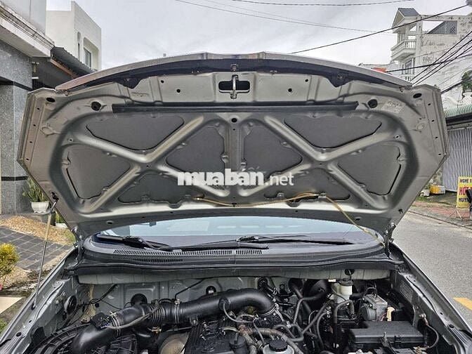 Innova 2010 G số sàn, xe gia đình