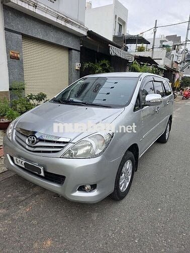 Innova 2010 G số sàn, xe gia đình