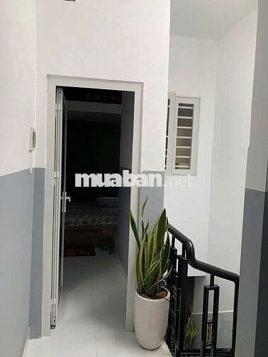 Nhà 1/ Lũy Bán Bích P.TT Hoa 2.5x16= 40 m2. 1lầu 3tỷ 200 triệu