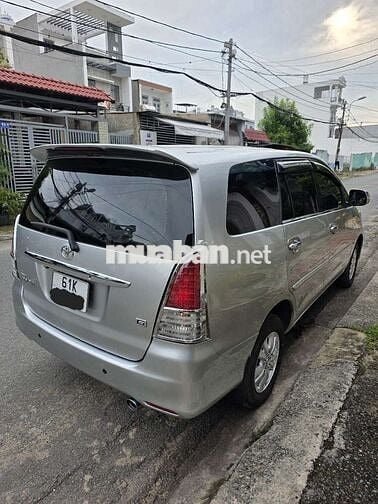 Innova 2010 G số sàn, xe gia đình