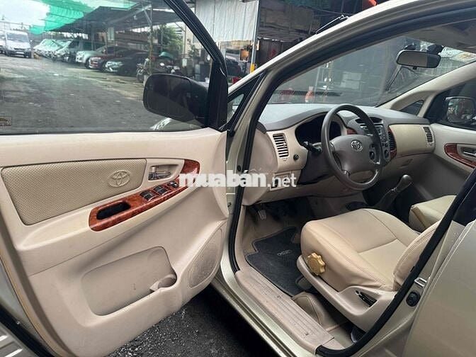 Toyota Innova 2008 G - 165000 km