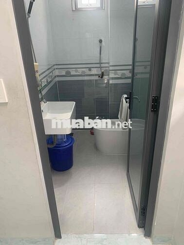 Cho thuê nhà nguyên căn ~40m² – Khu vực Q8 – Giá 15tr/tháng