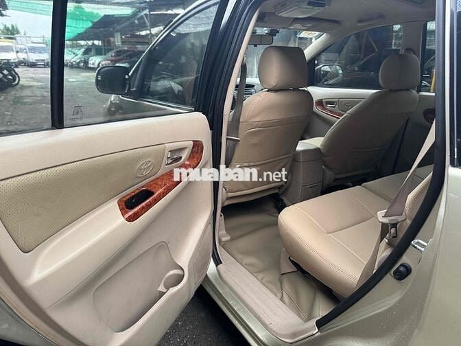 Toyota Innova 2008 G - 165000 km