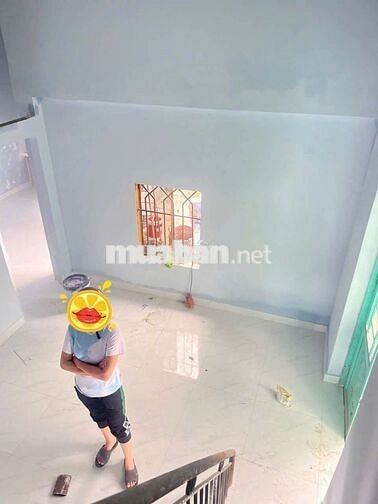 CHO THUÊ NHÀ MỚI ĐẸP CÓ SÂN TRUOC TO 9,3X10 HẺM 1991 LÊ VĂN LƯONG