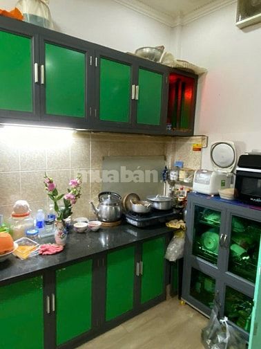 CC cần bán CH MT TRẦN HƯNG ĐẠO Q1 