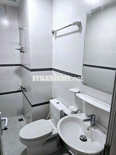 Em cần bán căn hộ 51m2 - 2pn/1wc (View thoáng, sẵn ban công, giá tốt)