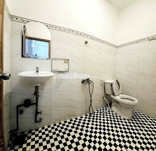 Căn hộ mini Full nội thất cửa sổ lớn kế cầu Nguyễn Văn Cừ