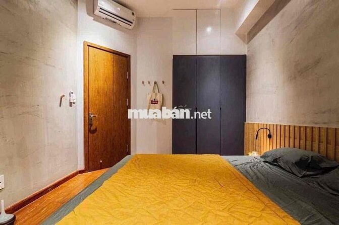 Em cần bán căn hộ 51m2 - 2pn/1wc (View thoáng, sẵn ban công, giá tốt)