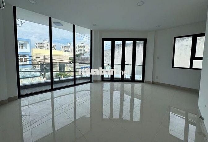 Cho thuê nhà mặt tiền đường Phan Thúc Duyện, dt 7x25 trệt 3 lầu