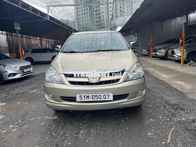 Toyota Innova 2008 G - 165000 km