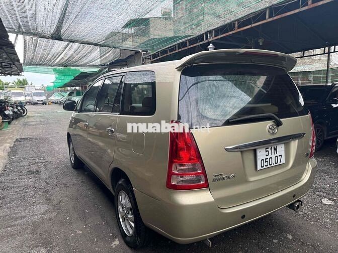 Toyota Innova 2008 G - 165000 km