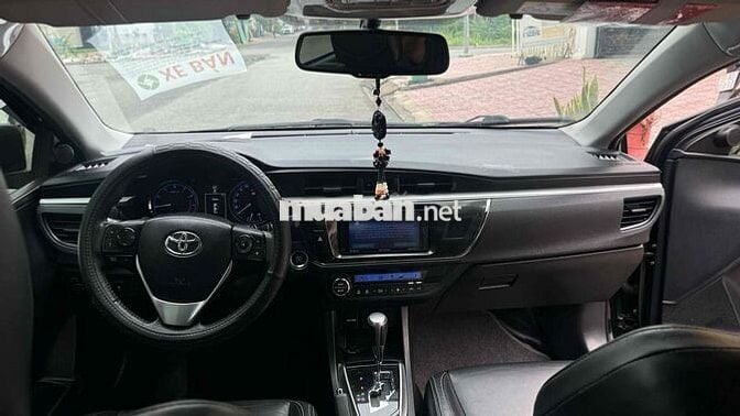 Toyota Corolla Altis 2016 2.0V - 128000 km