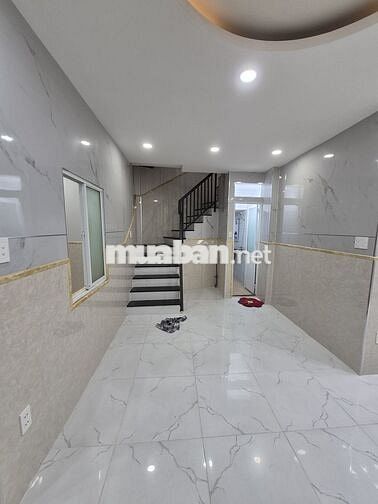 SÁT HẺM OTÔ Q4- 4 LẦU- 39m2 - 4PN- KO QH- CHỈ 4 TỶ NHỈNH