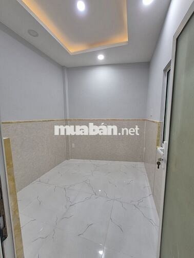 SÁT HẺM OTÔ Q4- 4 LẦU- 39m2 - 4PN- KO QH- CHỈ 4 TỶ NHỈNH