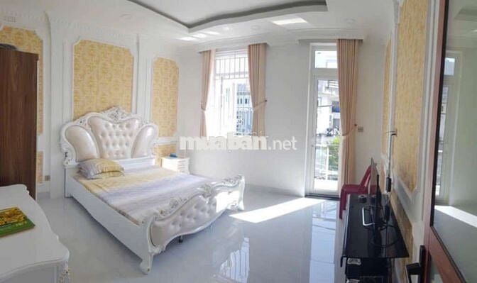 Bán gấp: 7,6tytl).Villa cực đẹp Lê Văn Quới. Hxh. 4 tầng. Ngang 8,3m