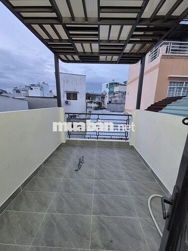 SÁT HẺM OTÔ Q4- 4 LẦU- 39m2 - 4PN- KO QH- CHỈ 4 TỶ NHỈNH