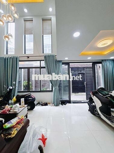 SÁT MT XÓM CHIẾU Q4- 5 LẦU- 57m2 - 6PN- CHỈ 8 TỶ NHỈNH