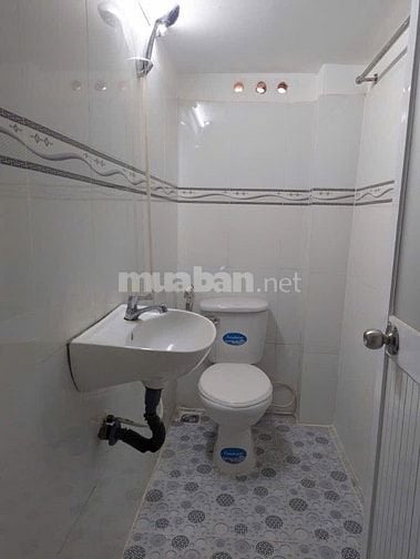 Nhà  gò vấp giá rẻ , Nguyễn Văn Nghi , ngang 5m dài 11m , HC đủ 