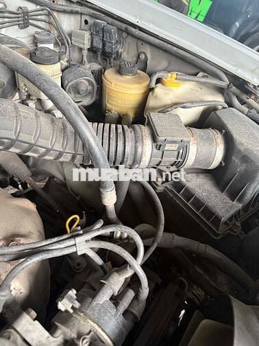 Ford Everest 2010 2.5L 4x4 MT - 115000 km